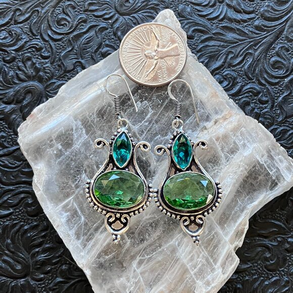 Blue and Green Witch Stone Crystal Jewelry Earrings - Picture 8 of 8